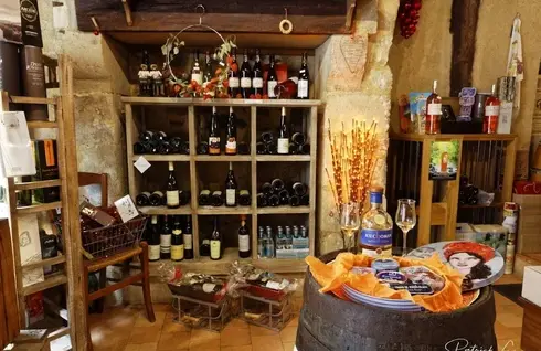 caviste à Saint-Pavace - image 3